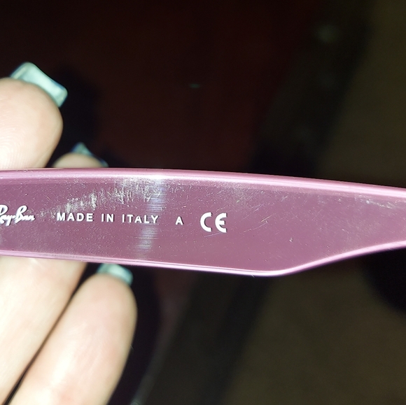 Ray-Ban Wayfarer Burgundy Sunglasses - Picture 4 of 6